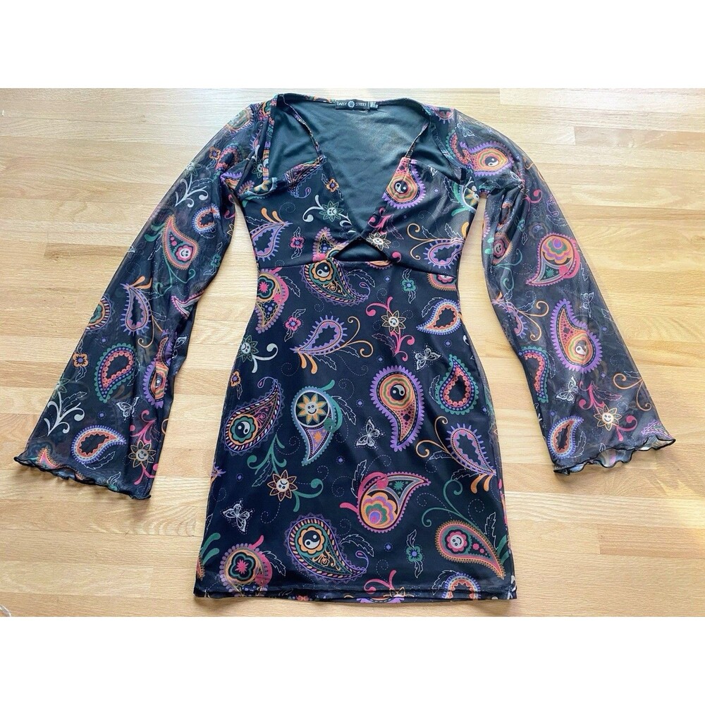 Daisy Street Groovy Retro Emoji Mesh Bell Sleeve Cutout Skater Dress Size 6